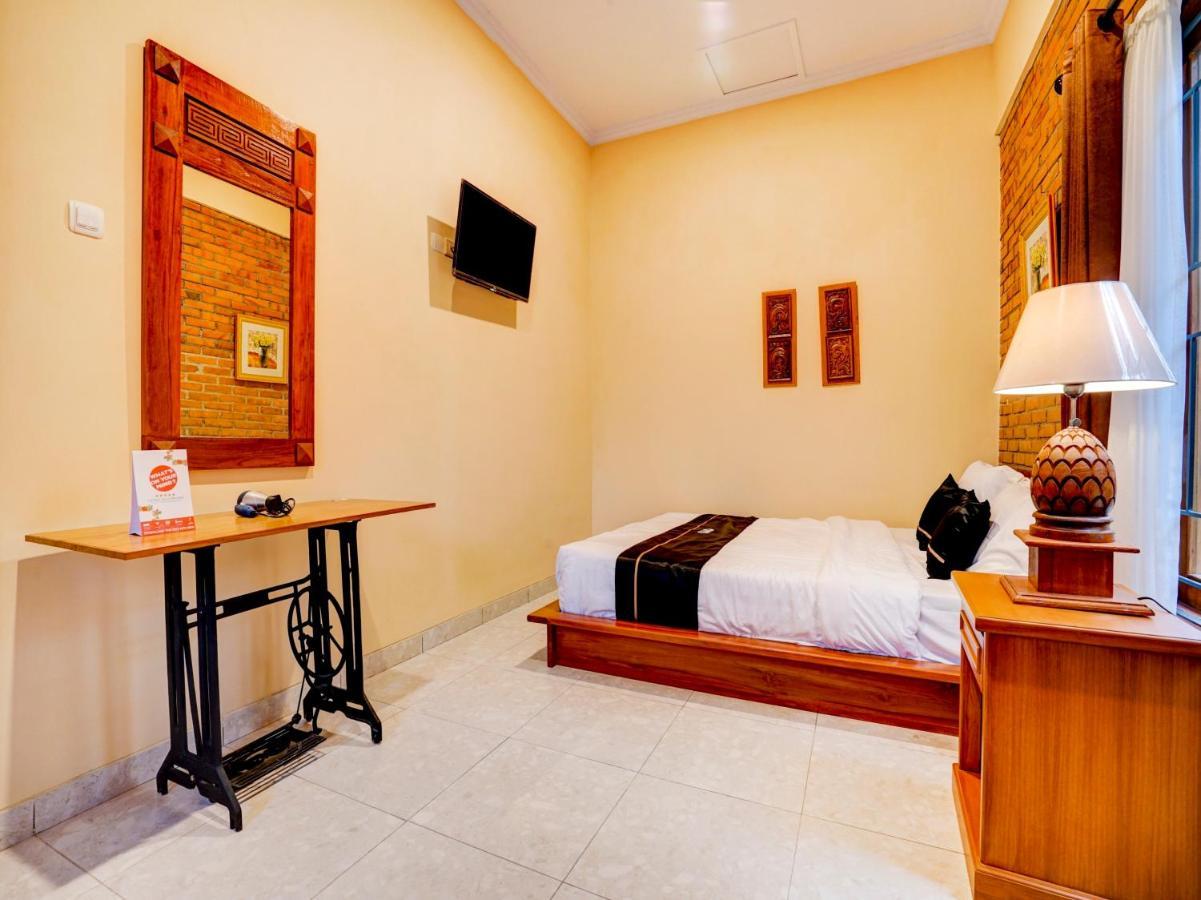 Super Oyo Collection O 90265 Cempoko Mulyo Homestay Syariah Tugu Exteriér fotografie