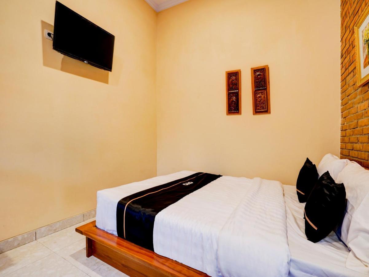 Super Oyo Collection O 90265 Cempoko Mulyo Homestay Syariah Tugu Exteriér fotografie